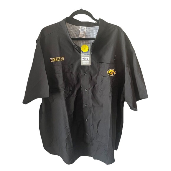 Iowa Hawkeyes ProEdge Short Sleeve Vented Back Fish Shirt Men XXL NWT - Picture 1 of 4